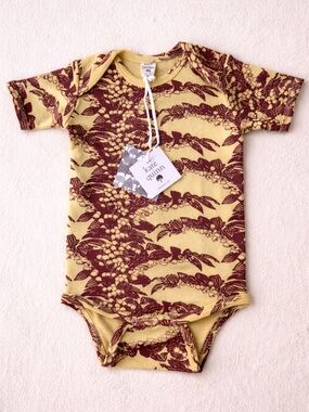 Kate Quinn Organic Baby Bodysuit 12–18 Months Floral Yellow Burgundy